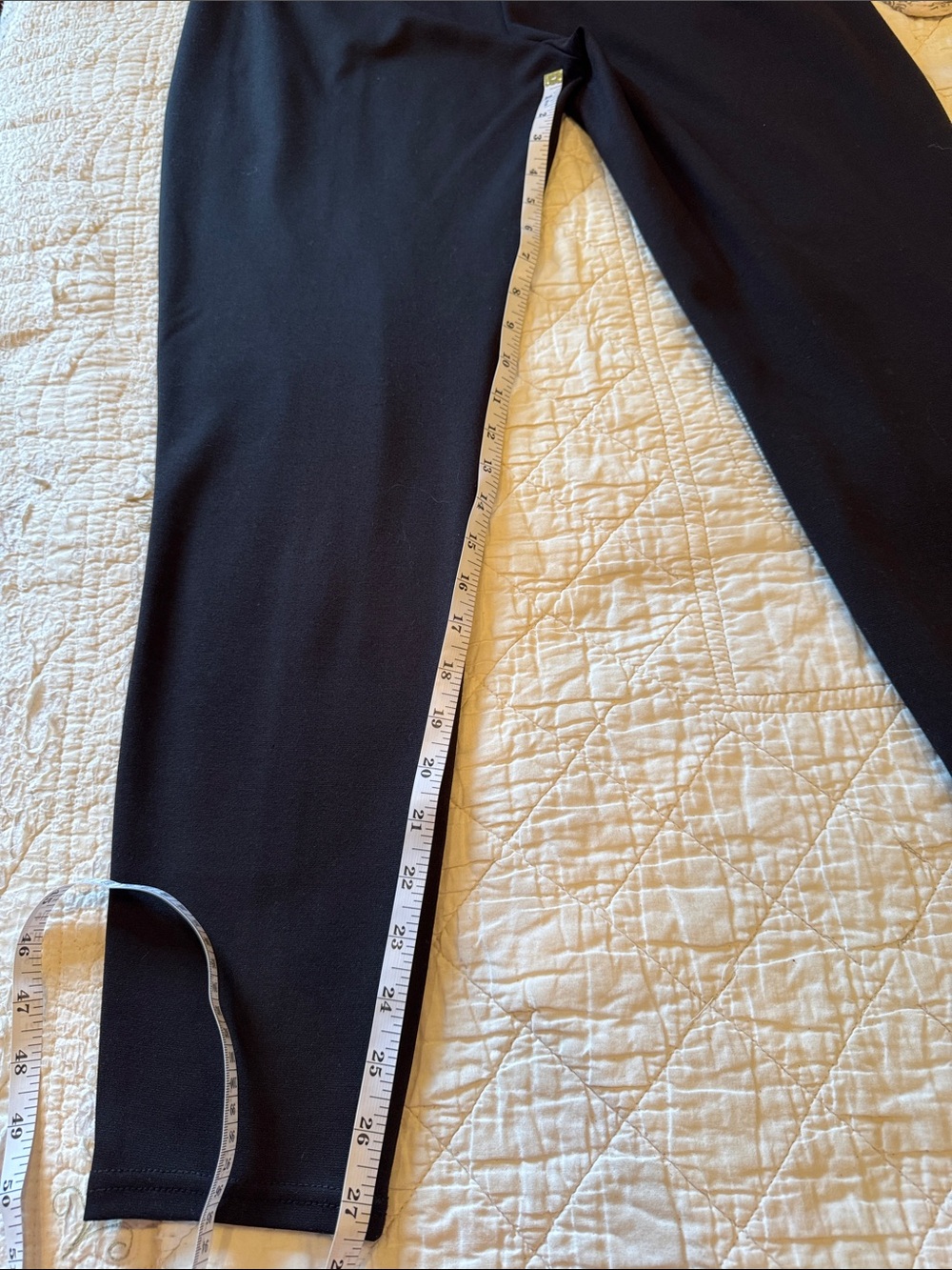 Maurices Black Ponte Knit Cropped Tapered Pants Size L - Picture 8 of 8